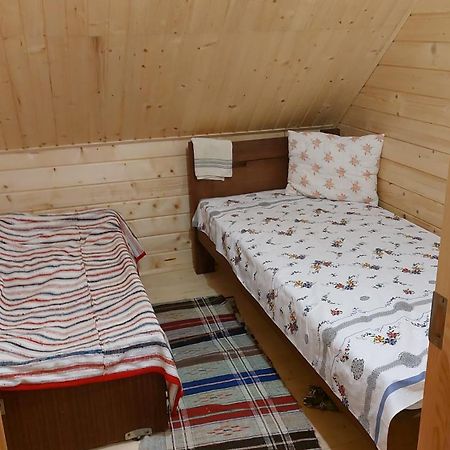 Садиба Під Чертежиком Kolochava Exterior foto