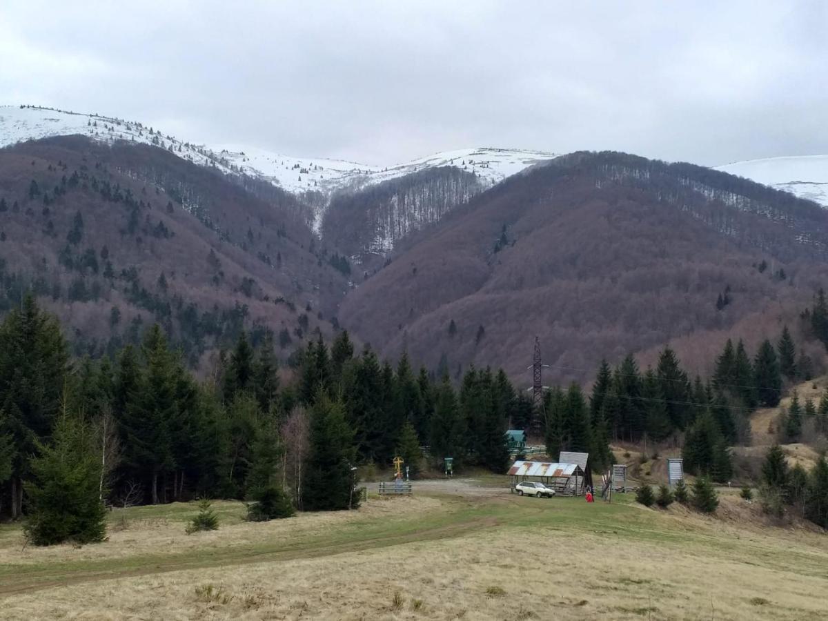 Садиба Під Чертежиком Kolochava Exterior foto