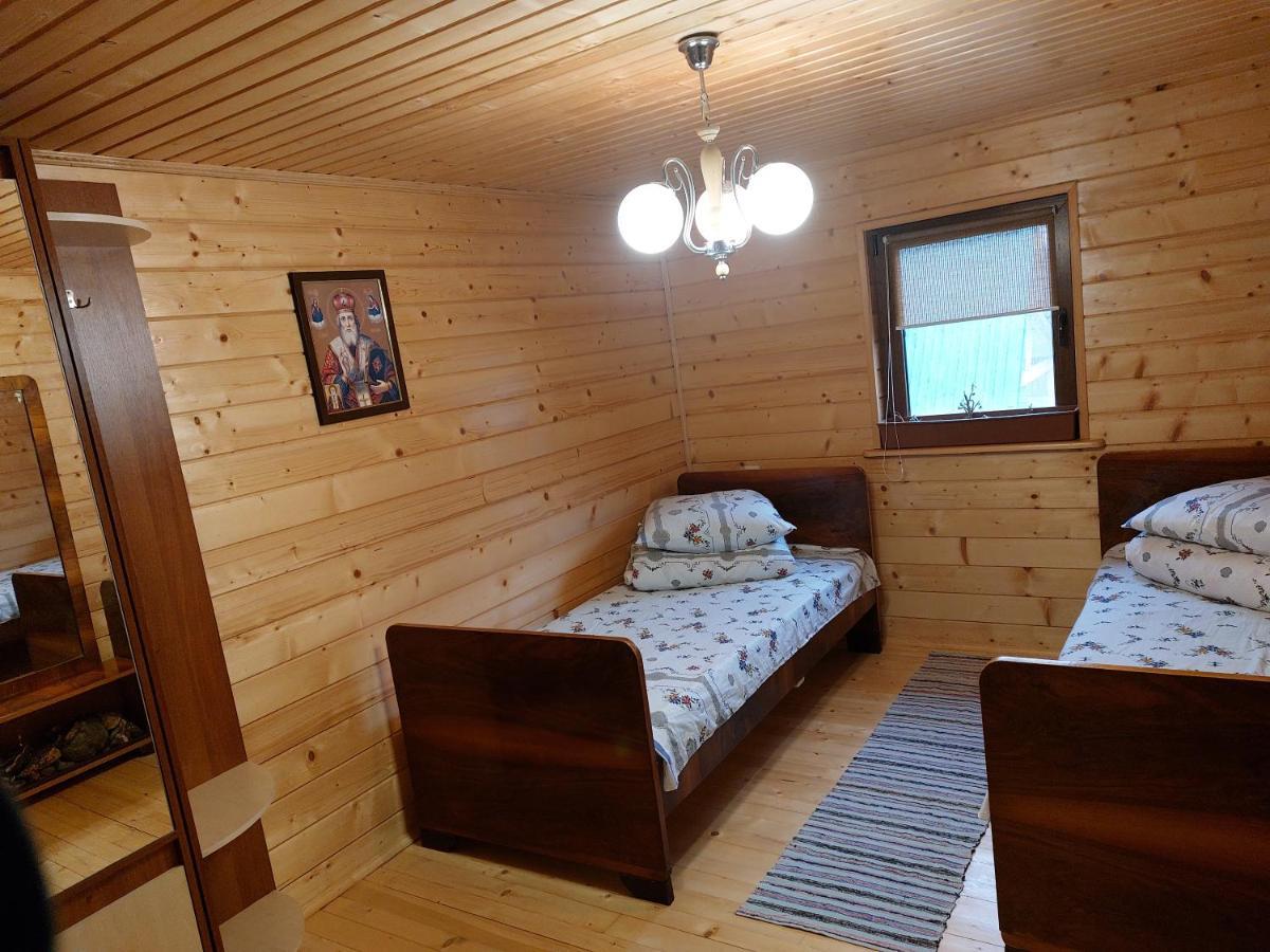 Садиба Під Чертежиком Kolochava Exterior foto